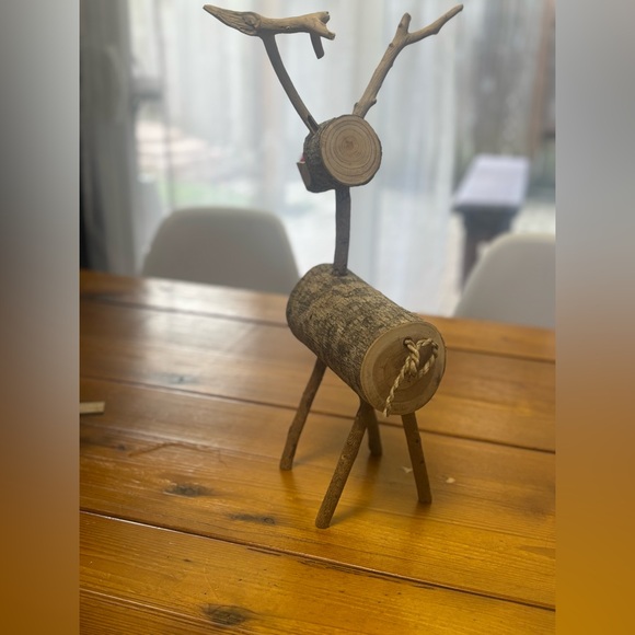 ❤️3/$15🩷Woodland Driftwood Christmas Reindeer Figurine - Picture 3 of 3